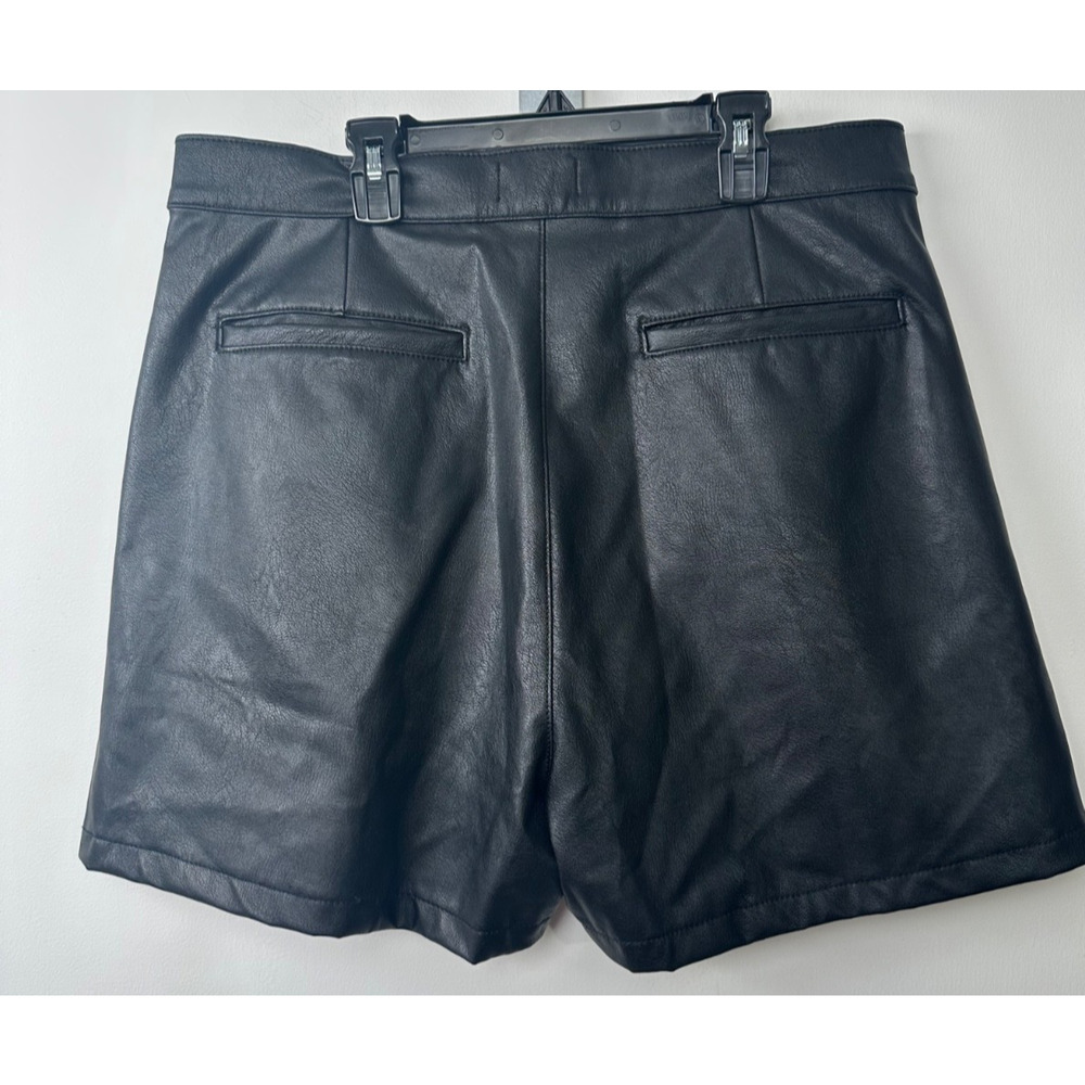 NEW ASKK NY Anthropologie Faux Leather Black Shorts 31 RARE HTF RETAIL $275 A50 - Picture 4 of 8
